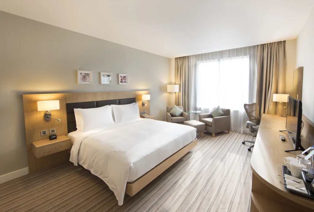 HILTON GARDEN INN (2)