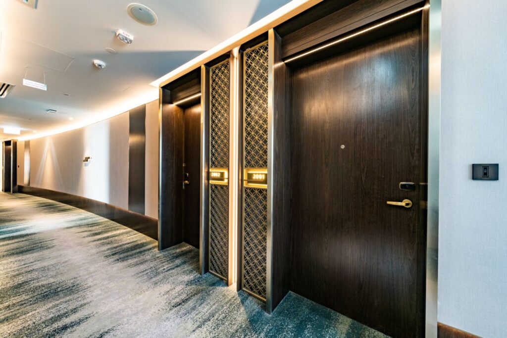 HILTON GARDEN INN & Embassy Suites (11)